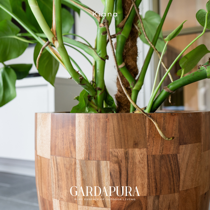 Kiana – Pflanztopf aus Holz